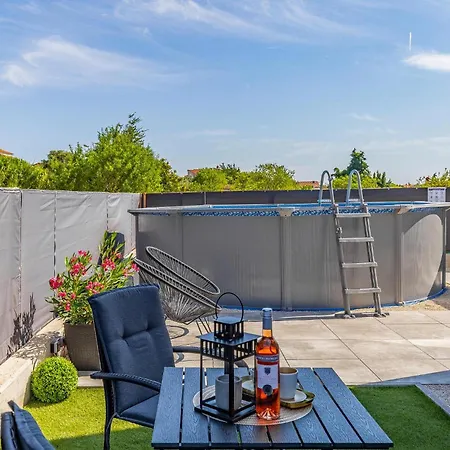 2 Bedroom Lovely In