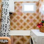 Apartment 2 Bedroom Lovely In Pula
